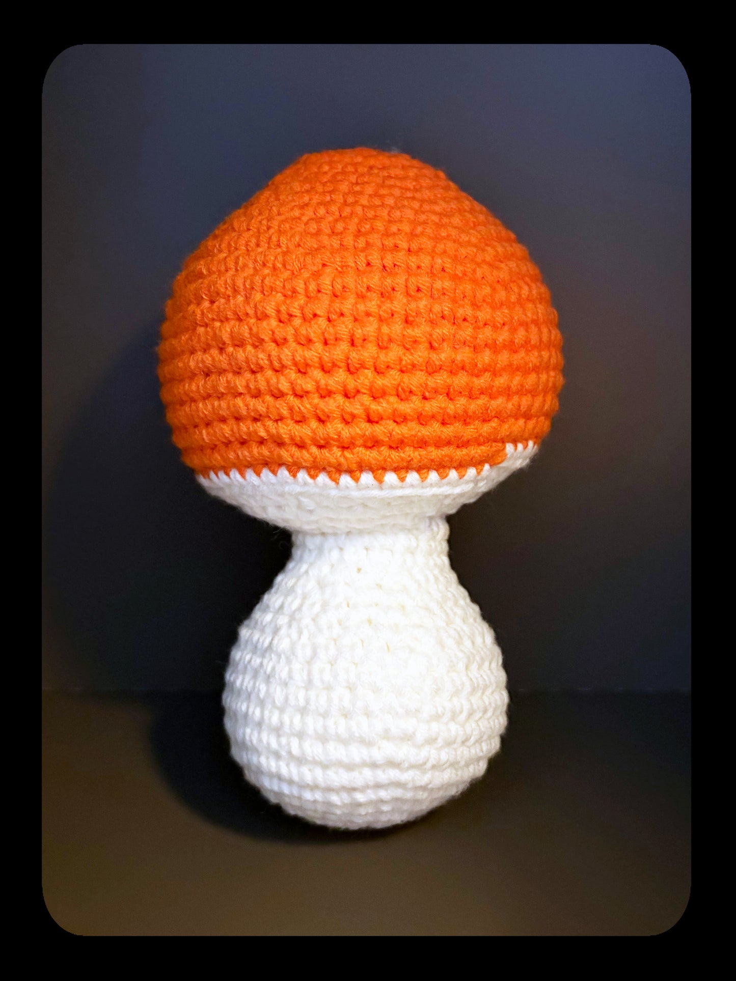 Håndlaget heklet kosevenn- Souf- Sopphie oransje- Amigurumi