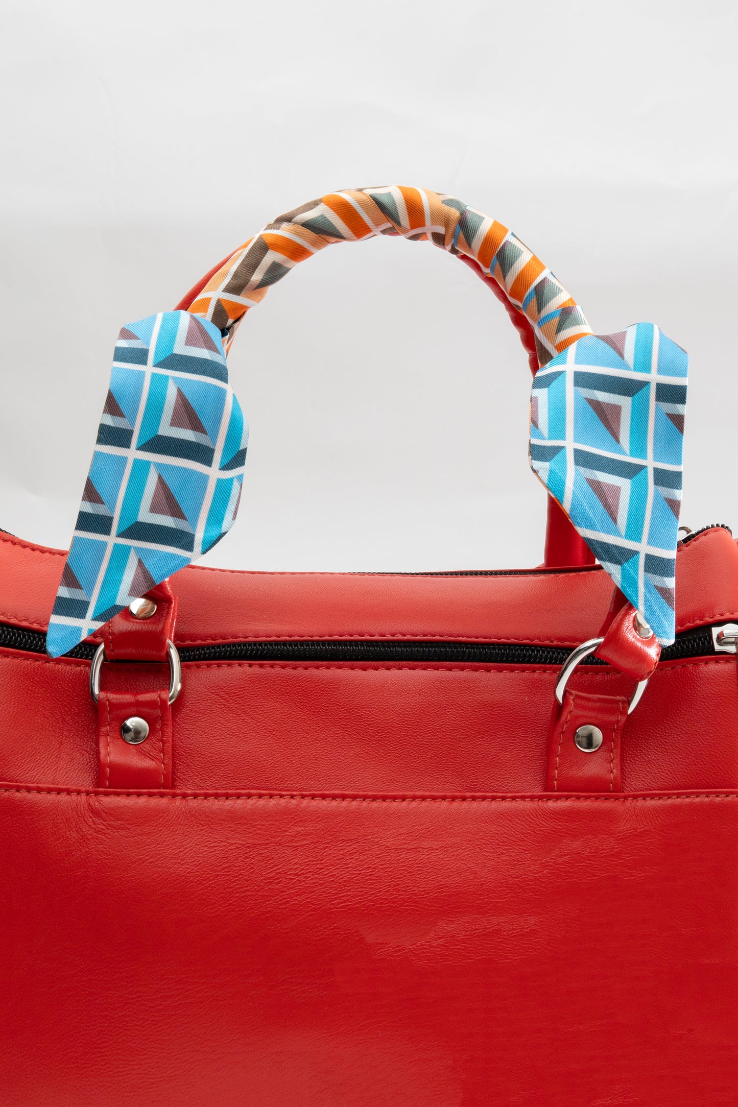 Silkeskjerf- Daphmin Twilly – Linea