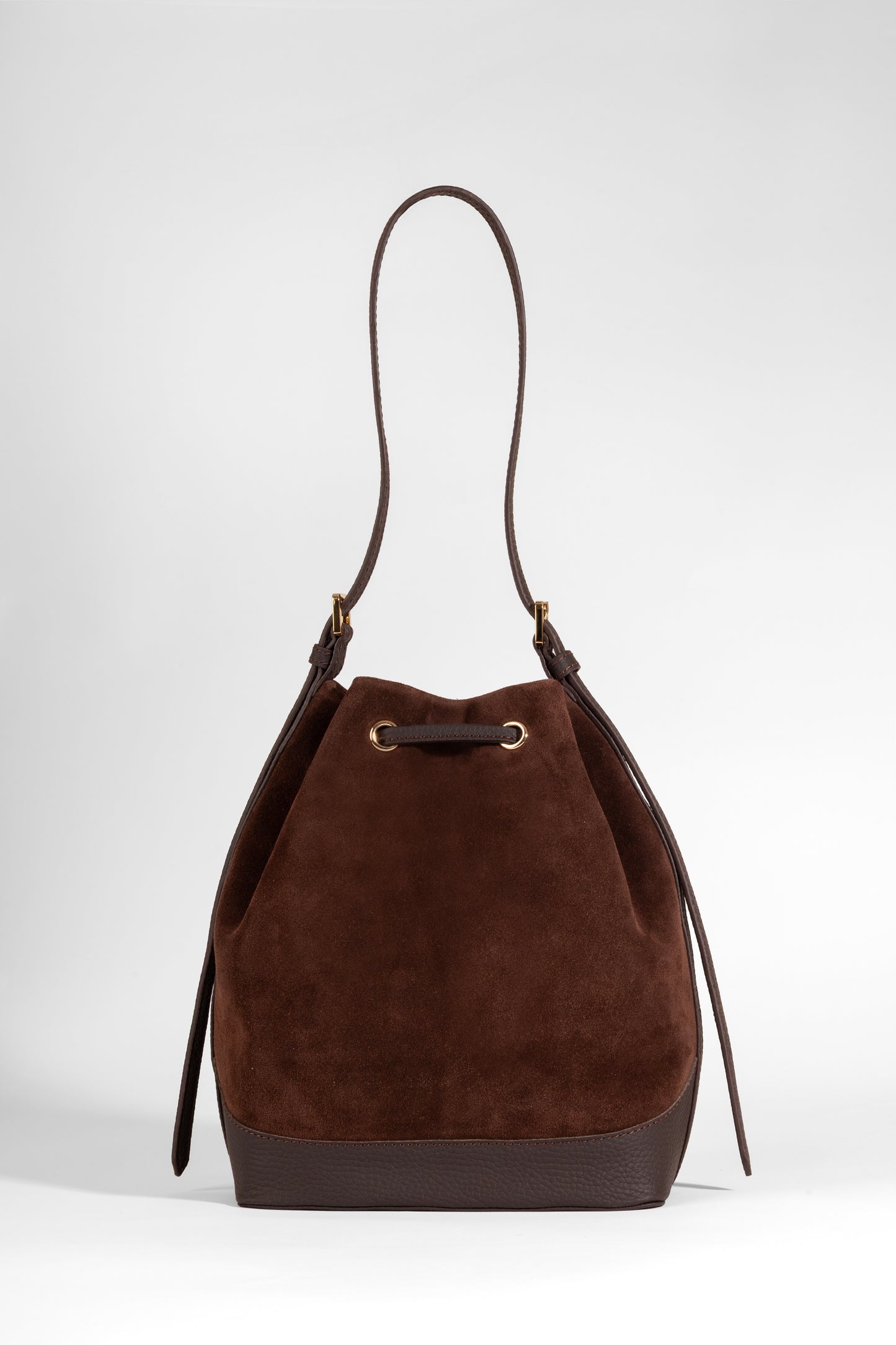 Skulderveske i semsket skinn- Sorella Suede Bucket- Daphmin