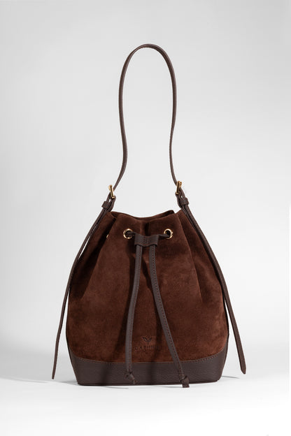 Skulderveske i semsket skinn- Sorella Suede Bucket- Daphmin