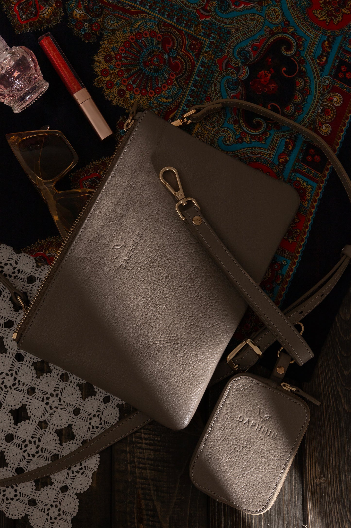 Crossbody Clutch- Daphmin