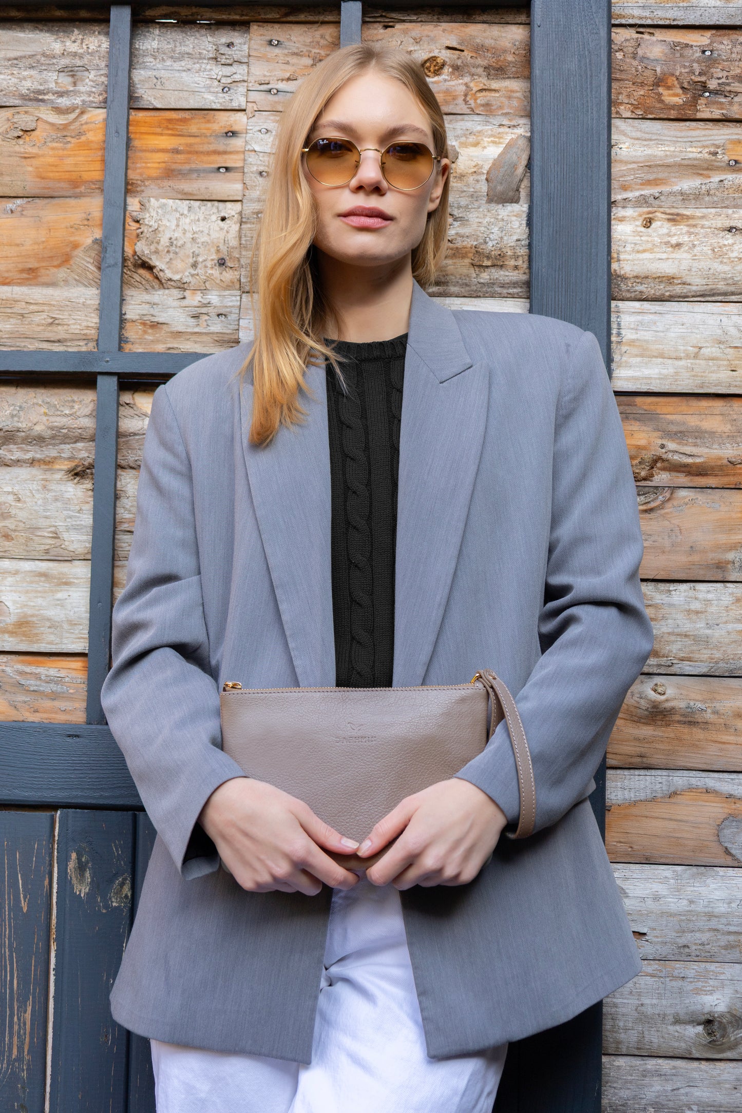 Crossbody Clutch- Daphmin